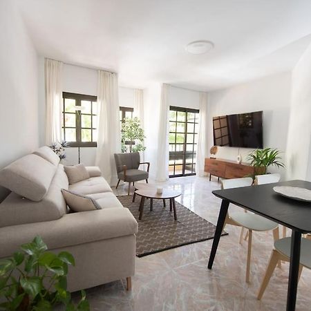 Comfortable Centric Apartment Steps From The Beach Gran Tarajal Bagian luar foto
